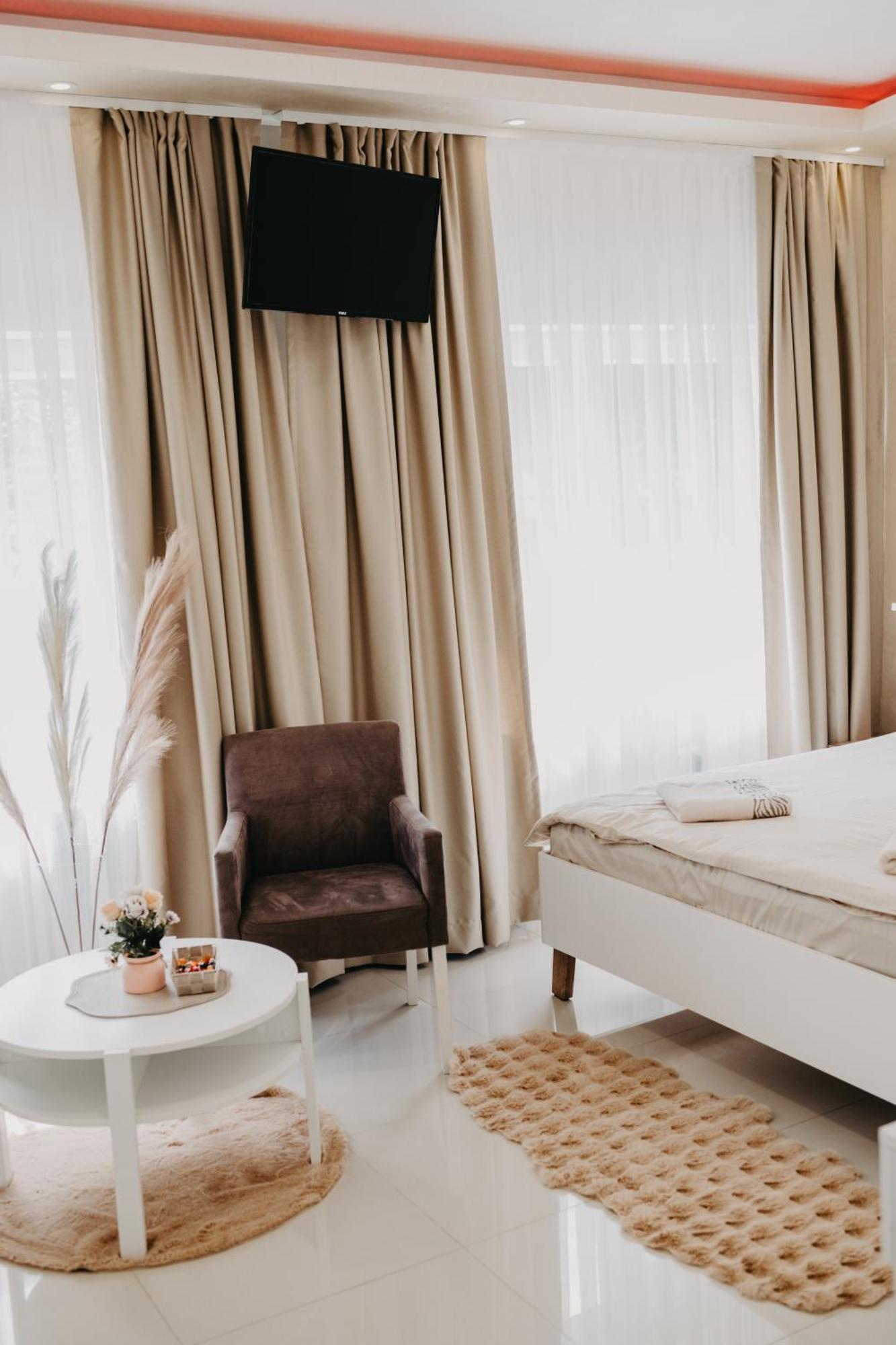 Modrica Prenociste Park B&B 외부 사진