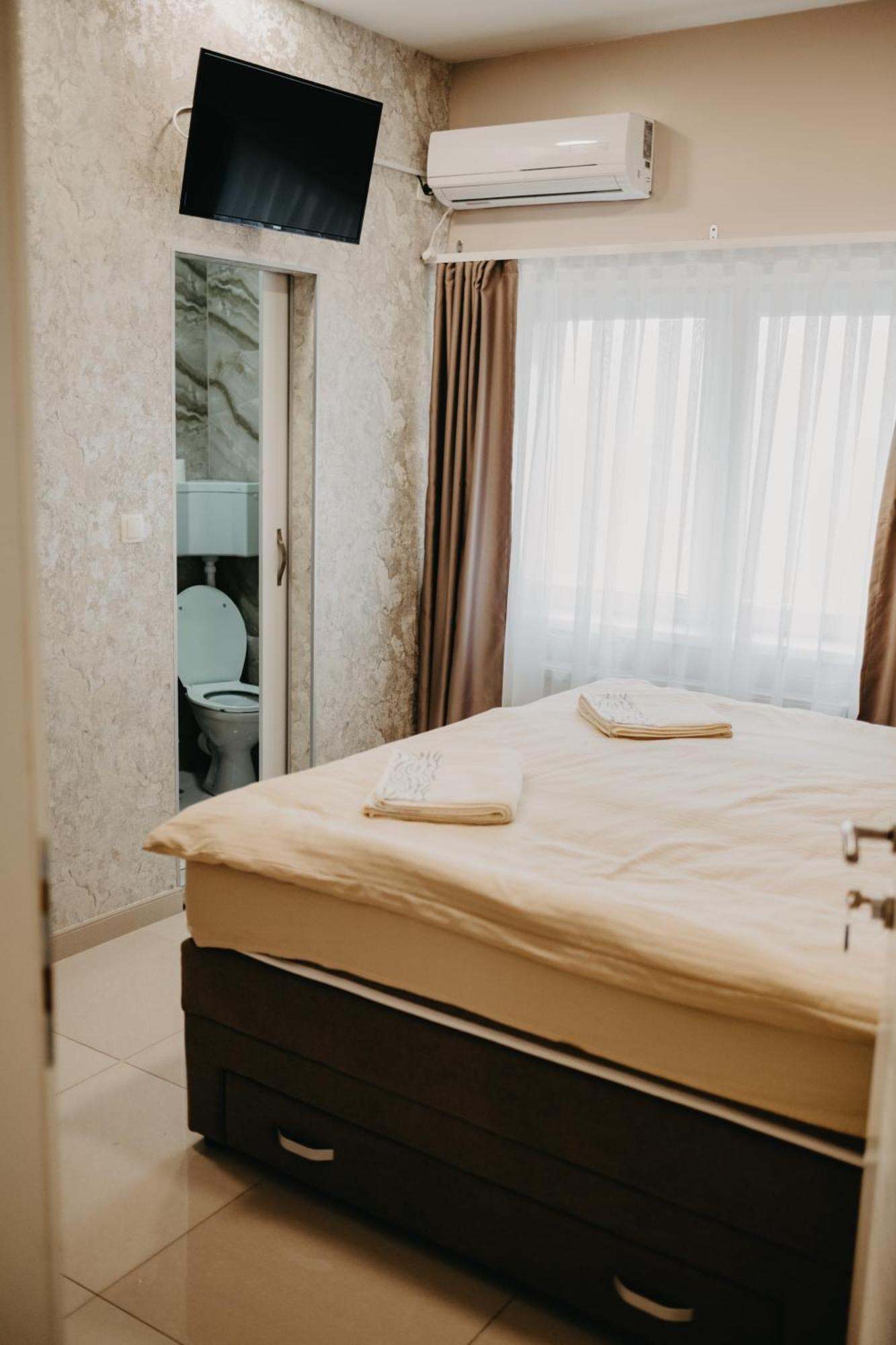 Modrica Prenociste Park B&B 외부 사진