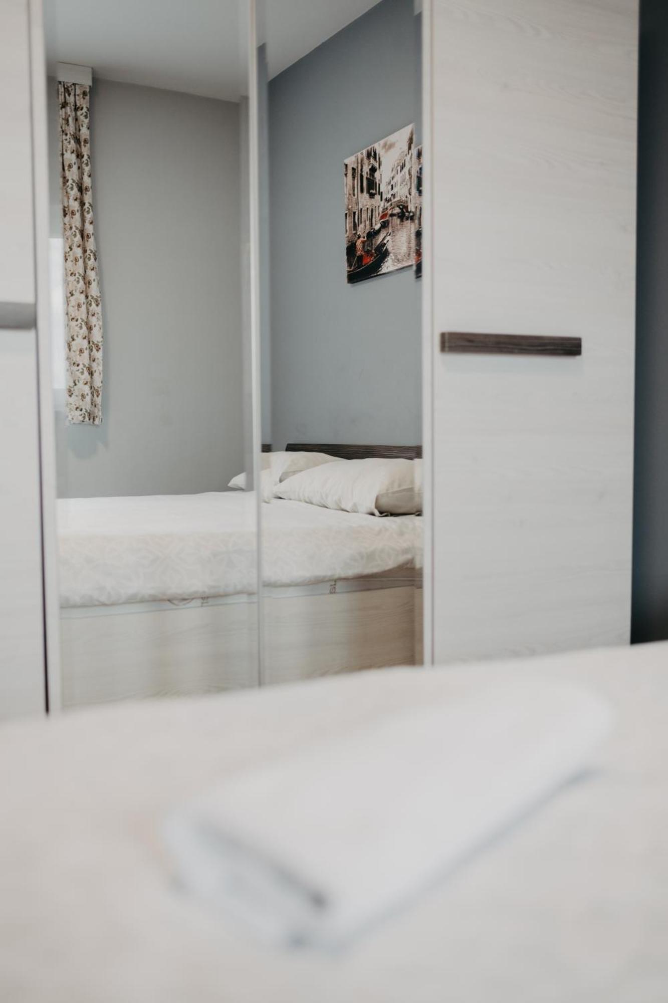 Modrica Prenociste Park B&B 외부 사진