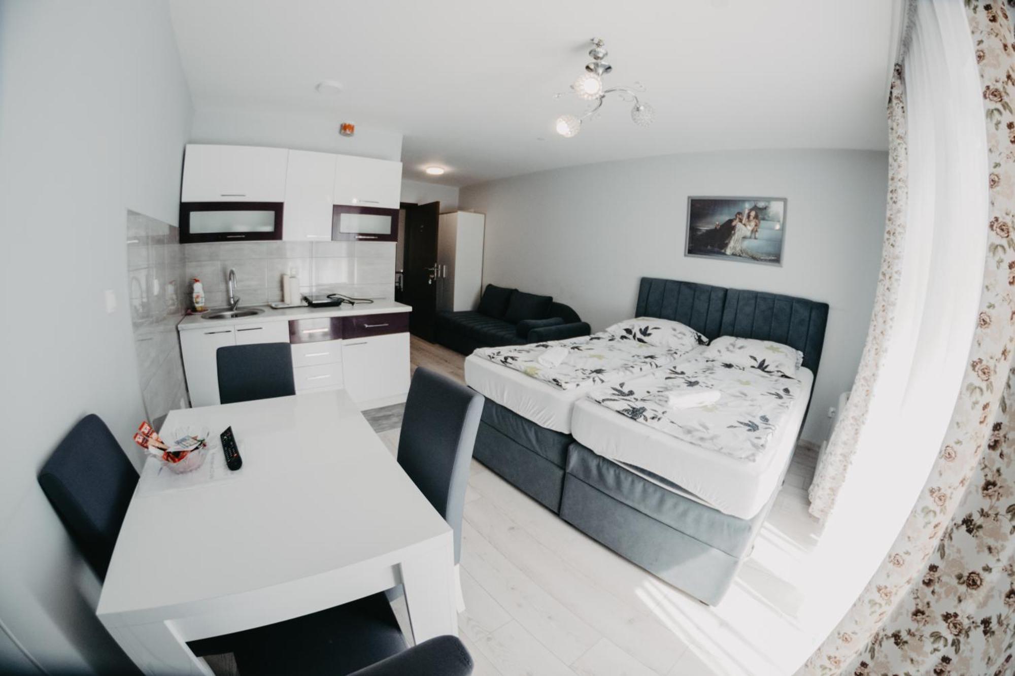 Modrica Prenociste Park B&B 외부 사진